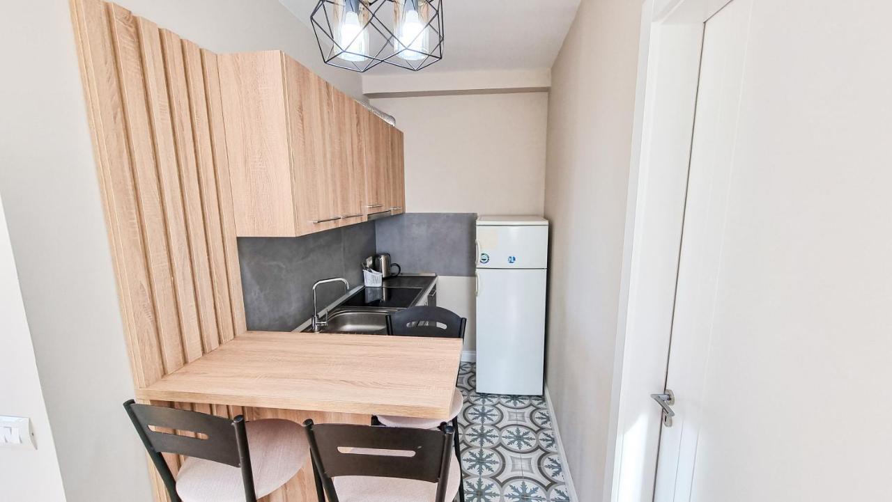 Skyline View 2Br Apartment Тирана Экстерьер фото